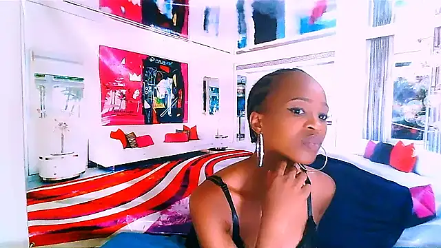 Snapshot of EbonyCreamy69 chatting on January 14, 2:00 pm EbonyCreamy69 online show from January 14, 2:00 pm