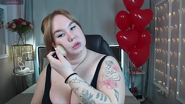 Snapshot of Emmy_Greis chatting on February 13, 7:24 am Emmy Greis online show from February 13, 7:24 am