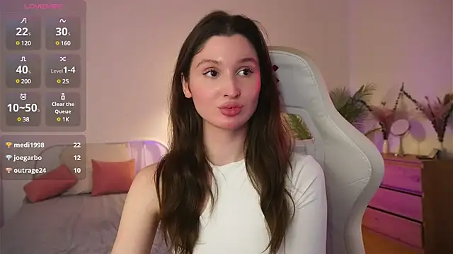 Snapshot of tender_babyy chatting on March 13, 4:56 pm tender babyy online show from March 13, 4:56 pm