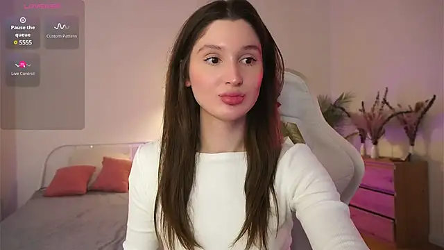 Snapshot of tender_babyy chatting on March 14, 9:35 am tender babyy online show from March 14, 9:35 am