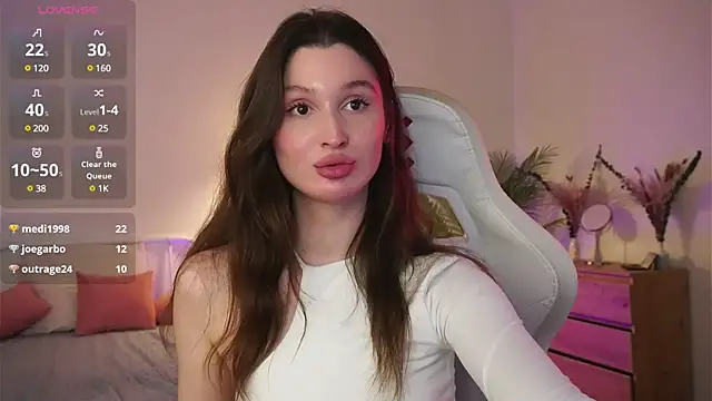 Snapshot of tender_babyy chatting on March 13, 1:50 pm tender babyy online show from March 13, 1:50 pm