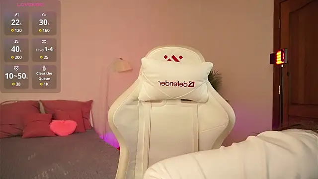 Snapshot of tender_babyy chatting on February 27, 7:41 am tender babyy online show from February 27, 7:41 am