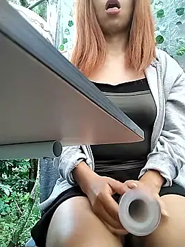 MirandaSingle online show from March 7, 1:27 pm