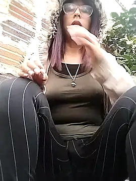 MirandaSingle online show from February 16, 1:32 pm