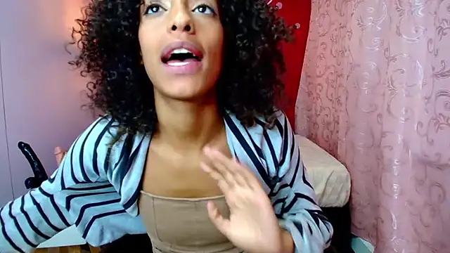 Zia Green online show from February 25, 12:05 pm