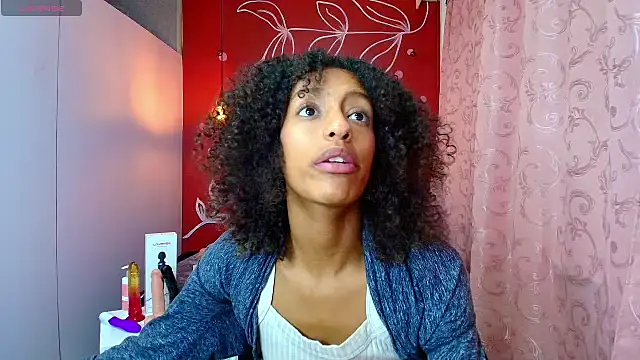 Zia Green online show from March 4, 3:26 pm