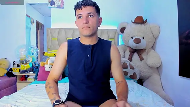 patrick sanzz online show from April 23, 2:40 am