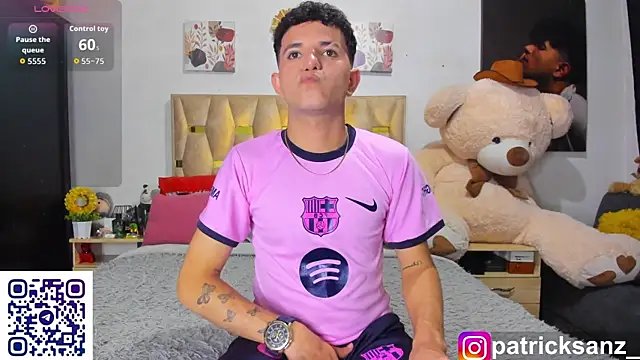 Snapshot of patrick_sanzz chatting on October 20, 11:49 pm patrick sanzz online show from October 20, 11:49 pm