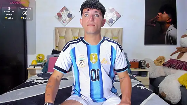 patrick sanzz online show from March 16, 8:33 pm