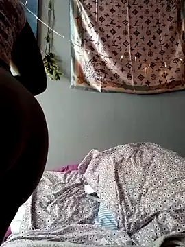 ebonycatlisaaaalime online show from March 1, 4:22 pm