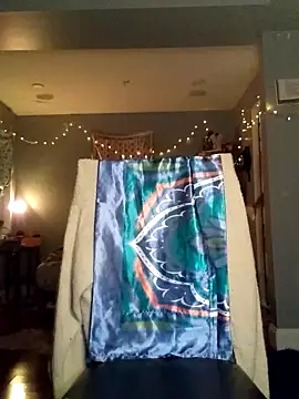 ebonycatlisaaaalime online show from January 15, 8:09 am