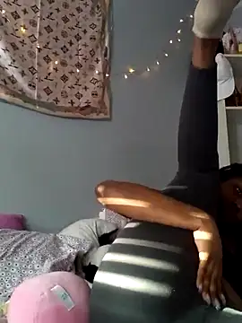 ebonycatlisaaaalime online show from February 26, 9:09 pm