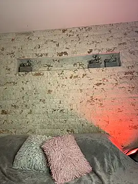 pamela west online show from April 13, 7:40 pm