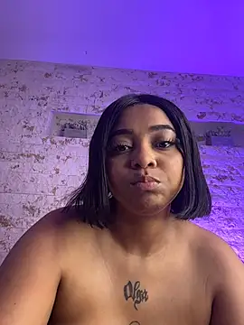 Snapshot of pamela_west chatting on December 13, 8:04 pm pamela west online show from December 13, 8:04 pm