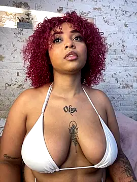 Snapshot of pamela_west chatting on November 1, 7:41 pm pamela west online show from November 1, 7:41 pm