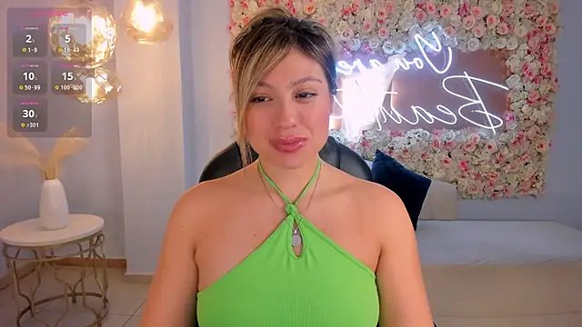 Snapshot of IrinaPortman chatting on October 28, 4:28 pm IrinaPortman online show from October 28, 4:28 pm