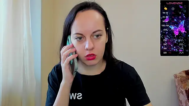 Snapshot of Sabrina_Lavv chatting on October 15, 10:45 am Sabrina Lavv online show from October 15, 10:45 am