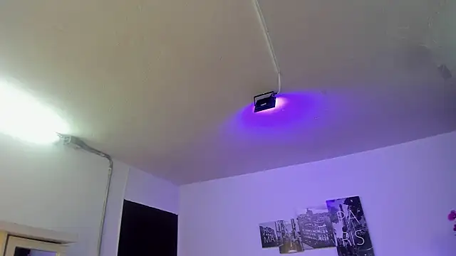 Snapshot of Amy_Kiitty_ chatting on November 28, 1:00 pm Amy Kiitty online show from November 28, 1:00 pm