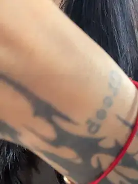 Amy Kiitty  online show from April 16, 1:23 pm