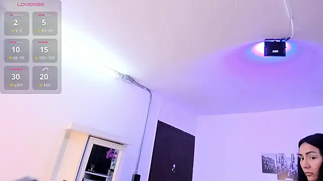 Snapshot of Amy_Kiitty_ chatting on November 14, 12:42 pm Amy Kiitty online show from November 14, 12:42 pm