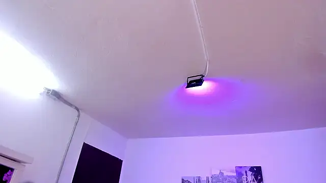 Snapshot of Amy_Kiitty_ chatting on February 3, 12:54 pm Amy Kiitty online show from February 3, 12:54 pm