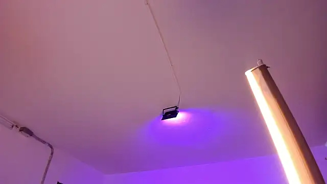 Snapshot of Amy_Kiitty_ chatting on February 4, 12:55 pm Amy Kiitty online show from February 4, 12:55 pm