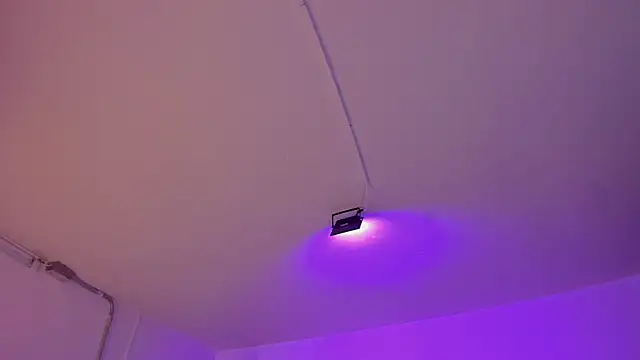 Snapshot of Amy_Kiitty_ chatting on January 7, 12:43 pm Amy Kiitty online show from January 7, 12:43 pm