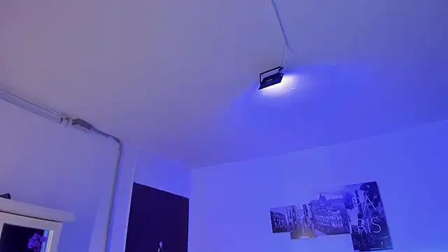 Snapshot of Amy_Kiitty_ chatting on January 16, 12:53 pm Amy Kiitty online show from January 16, 12:53 pm