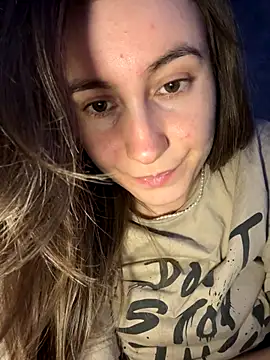 viviandaimond1 online show from October 25, 2:28 pm