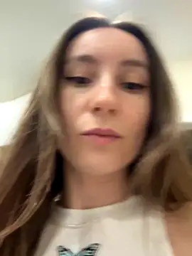 viviandaimond1 online show from September 22, 5:30 pm