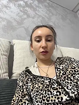 viviandaimond1 online show from December 2, 7:59 pm