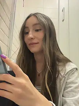 viviandaimond1 online show from February 24, 8:14 pm