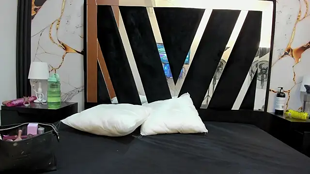 KarinaSimonz online show from February 8, 7:11 pm