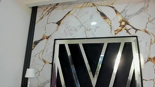 Snapshot of KarinaSimonz chatting on November 4, 7:17 pm KarinaSimonz online show from November 4, 7:17 pm