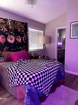 Snapshot of GoldieBakeman chatting on September 30, 5:19 pm GoldieBakeman online show from September 30, 5:19 pm