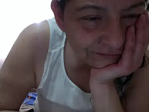 Snapshot of straichathot_08 chatting on December 1, 7:04 pm straichathot 08 online show from December 1, 7:04 pm