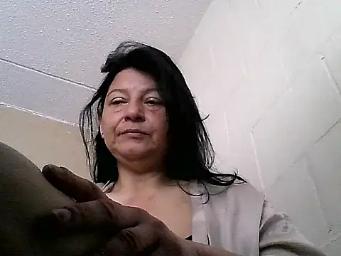 straichathot 08 online show from September 20, 4:45 pm