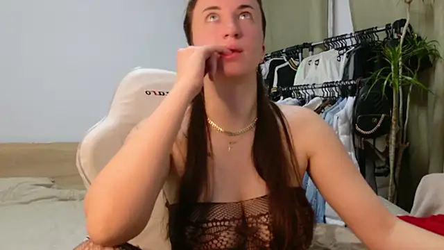 Snapshot of Lorennameliyy chatting on March 10, 8:12 pm Lorennameliyy online show from March 10, 8:12 pm