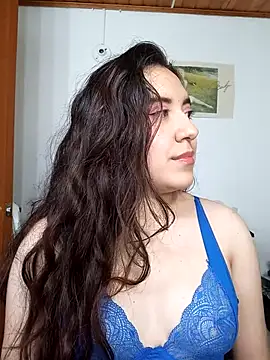 Emi chik online show from October 24, 11:09 am