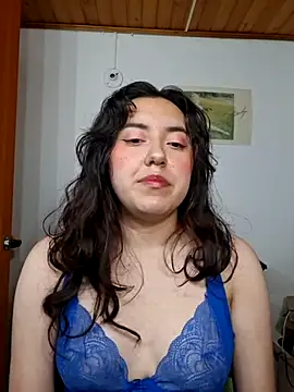Emi chik online show from July 3, 4:41 am