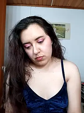 Emi chik online show from November 5, 11:57 am