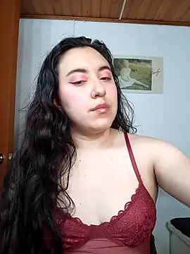 Emi chik online show from December 19, 9:55 am