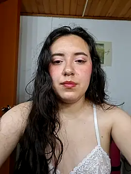 Emi chik online show from April 5, 9:27 am