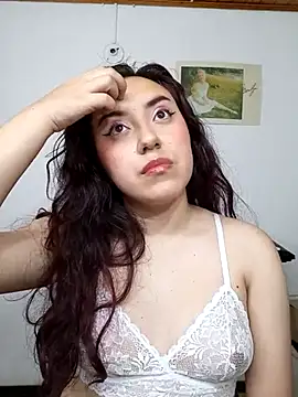 Emi chik online show from March 2, 4:28 am