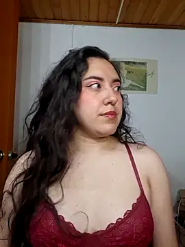 Emi chik online show from May 17, 3:39 am