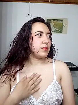 Emi chik online show from January 26, 2:14 am