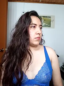 Emi chik online show from October 25, 11:09 am