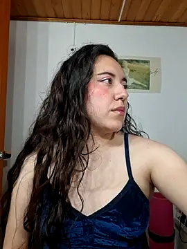 Emi chik online show from March 25, 11:31 am