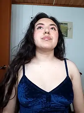 Emi chik online show from January 7, 11:04 am