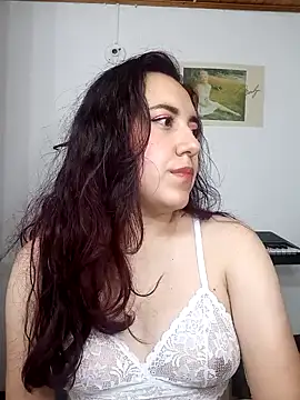 Emi chik online show from January 19, 2:25 am